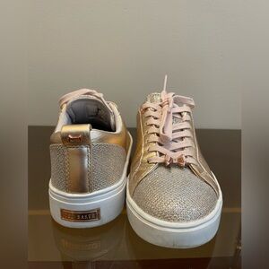 Beautiful Ted Baker shoes in rose gold glitter.; size:6; in Excellent condition.